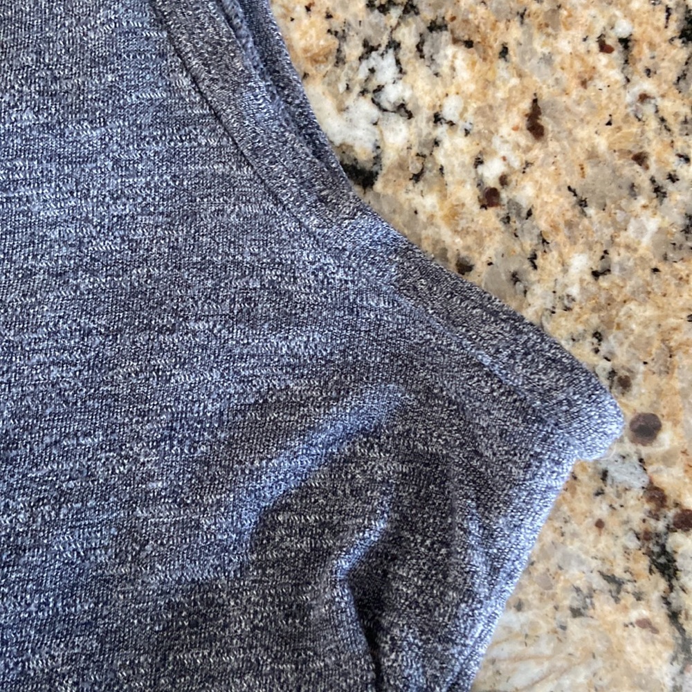Athleta Cross Back Tank - Picture 4 of 9